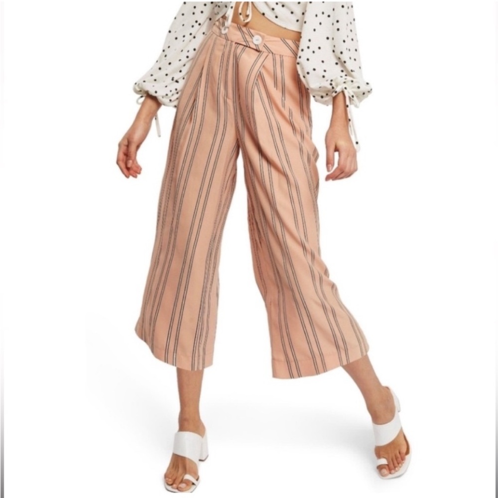 Topshop Nude, black and white striped Wide Leg Cropped Pants Size 8 NEW
